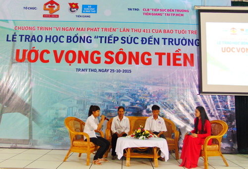 Chương trình Giao lưu với em Nguyễn Thị Kim Ngà, Nguyễn Văn và cô Nguyễn Thị Bé Tư - Mẹ em Hên.